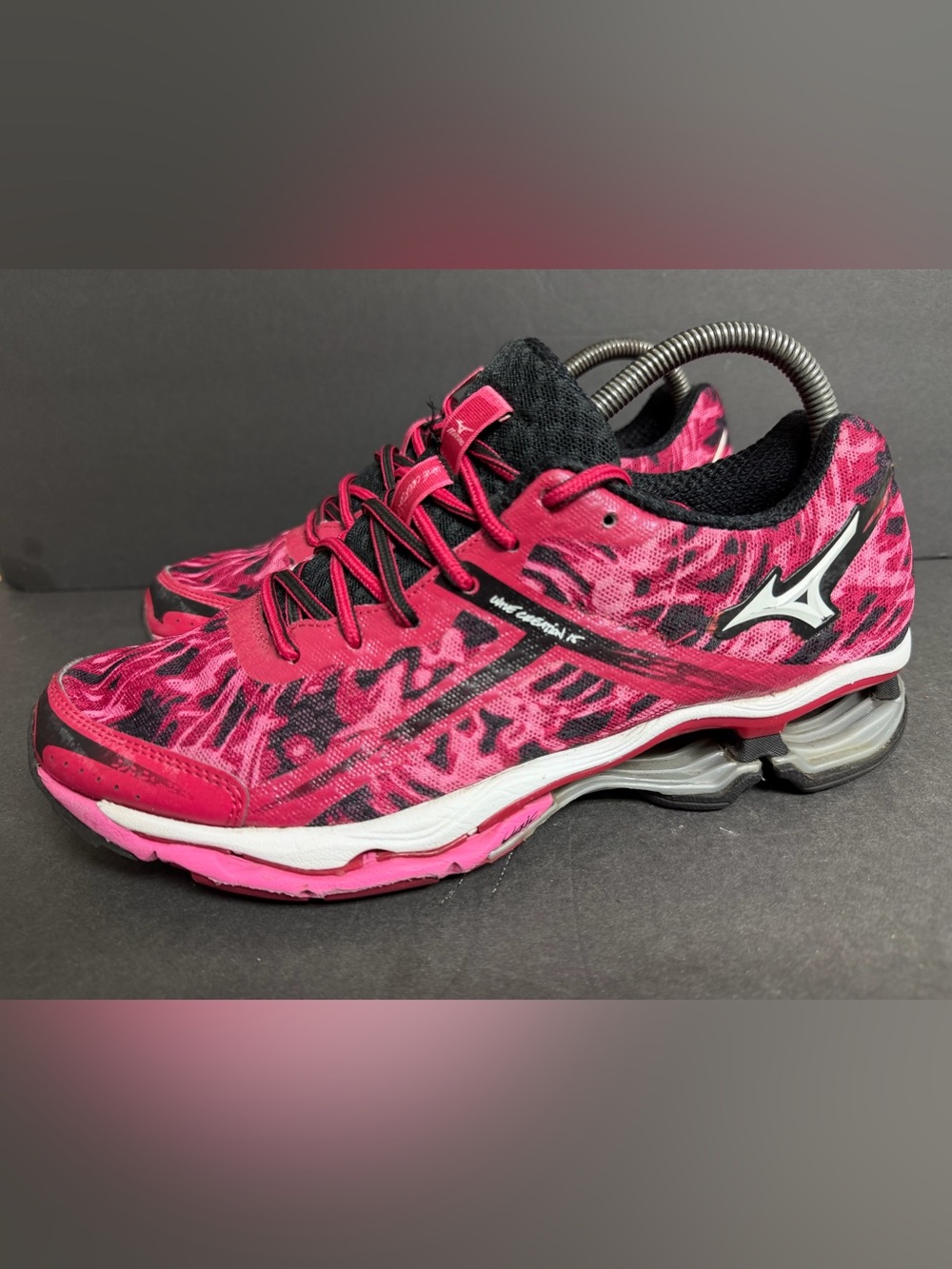 Mizuno Wave Creation 15 Women's Size 9.5 Pink Black Sneaker Tennis Shoes NICE